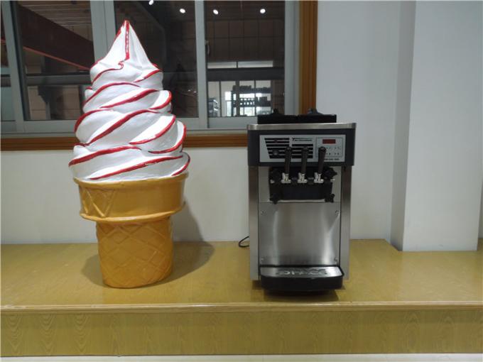 20 L/H Italian Ice Cream Making Machine , Small Soft Serve Ice Cream Maker